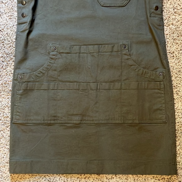 NEW Olive Green Women's DuluthFlex Fire Hose Apron Work Dress Size XS - Picture 7 of 8